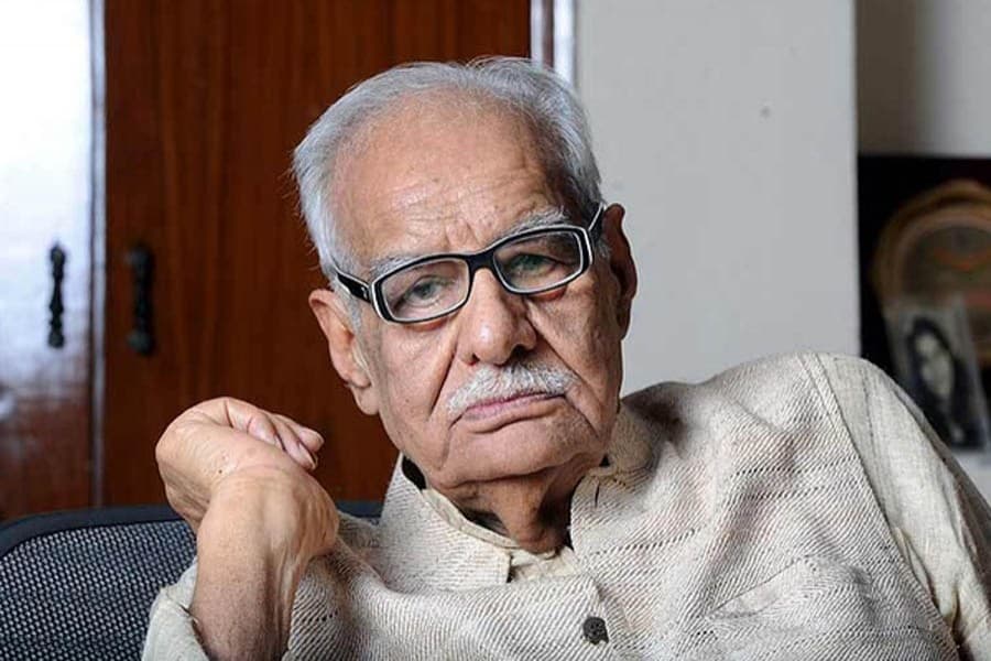 Kuldip Nayar, former Editor of The Indian Express, dies at 95