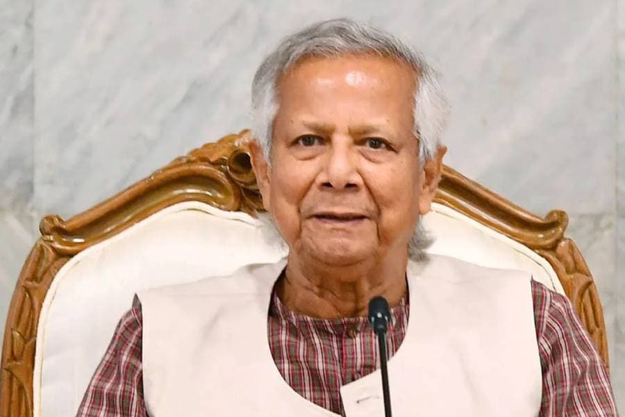 Prof Yunus seeks public support for port reforms