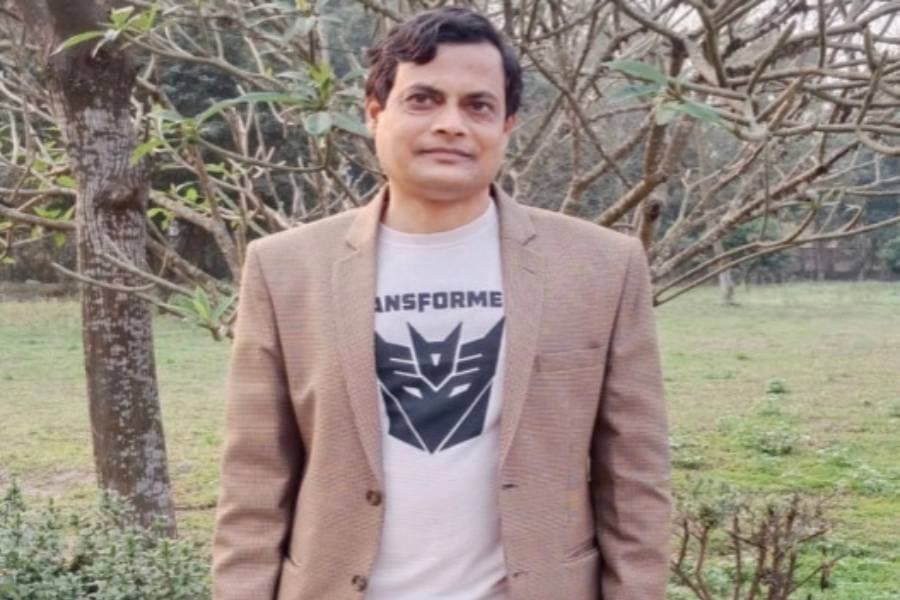 Rokeya University teacher Mahamud gets bail; OC transferred
