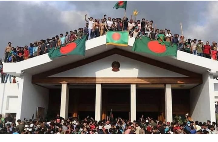 August 5 to be observed as 'July Mass Uprising Day'
