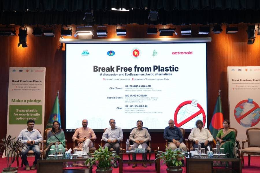 Call to ban plastic to safeguard environment