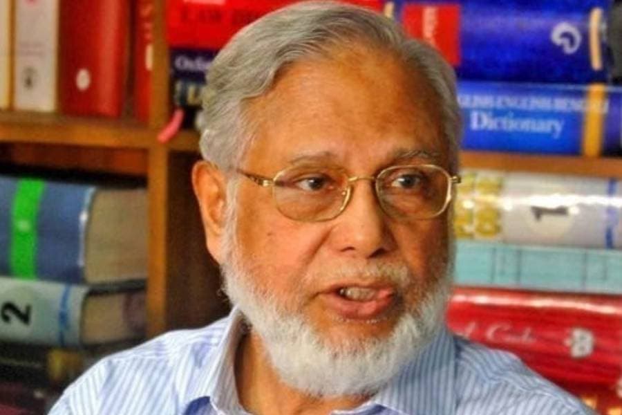 Ex-chief justice Khairul sent to jail