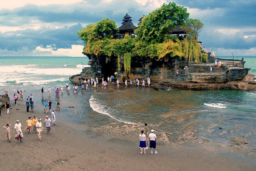 Bali sees over 4m int'l tourists in first seven months 2025