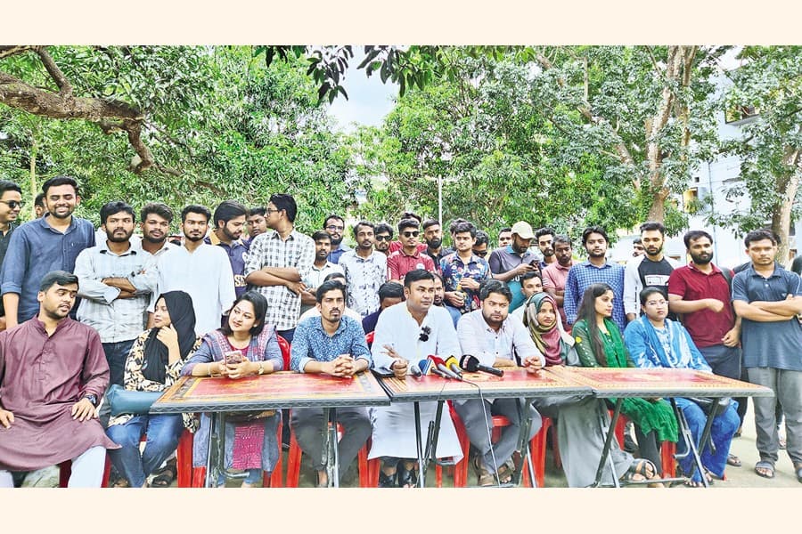 JCD leader Aman alleges Shibir's presence in RU leftist groups
