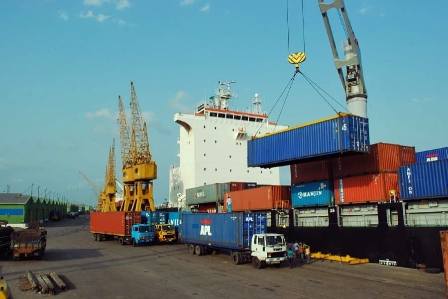 Ctg port handles record container volume