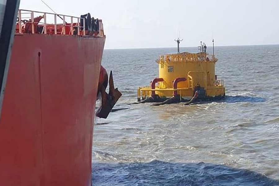 Trial run of single-point mooring begins