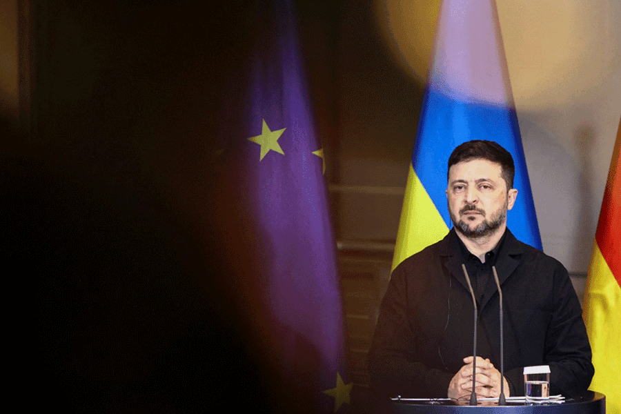 US tells Ukraine it must withdraw from Donetsk region for peace deal, says person familiar with talks