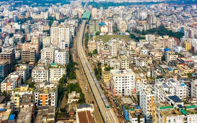 রাতে মেট্রোরেলের সময় বাড়ছে আধা ঘণ্টা