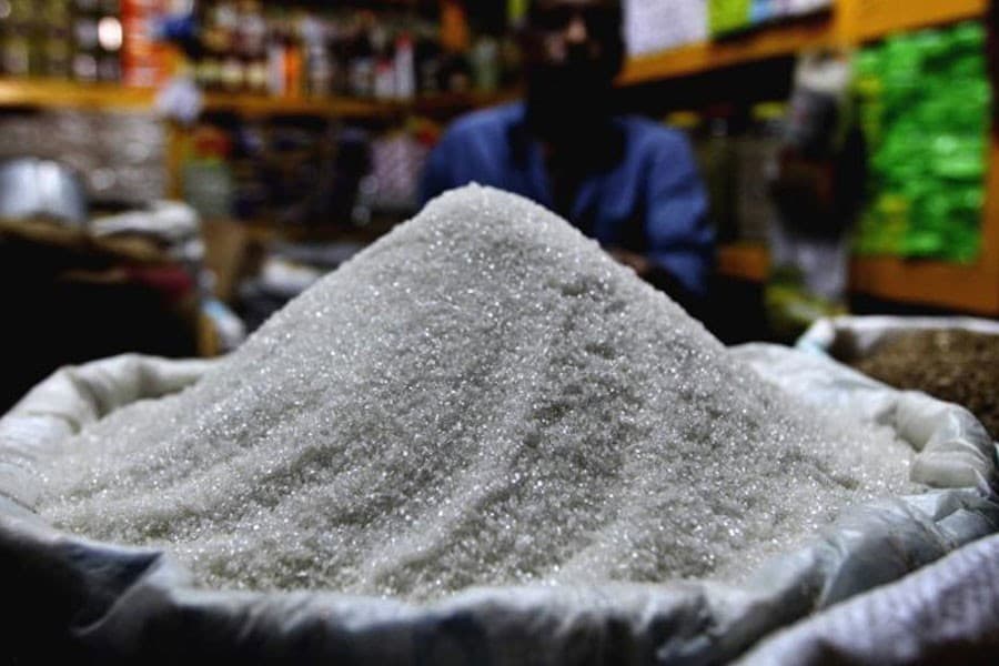‘Ghostly’ sugar price proposal: Industries ministry seeks Tk 2,512 per kg!