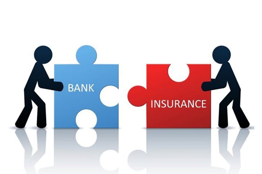 Govt gives go-ahead to 'bancassurance'