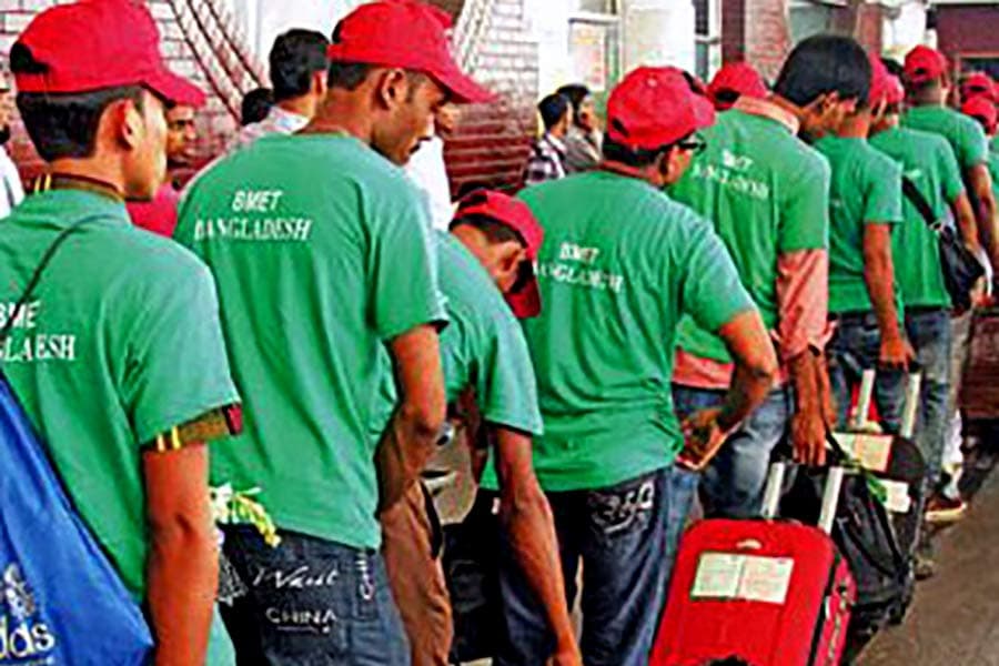 Adopting a clear strategy for manpower export