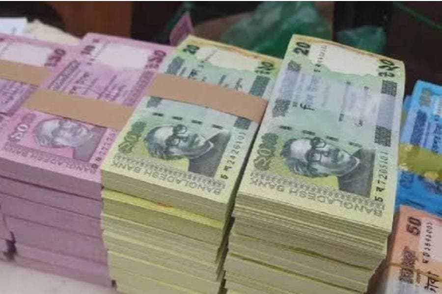 Bangladesh Bank to re-issue Mujib-portrait notes amid slow supply of new currency