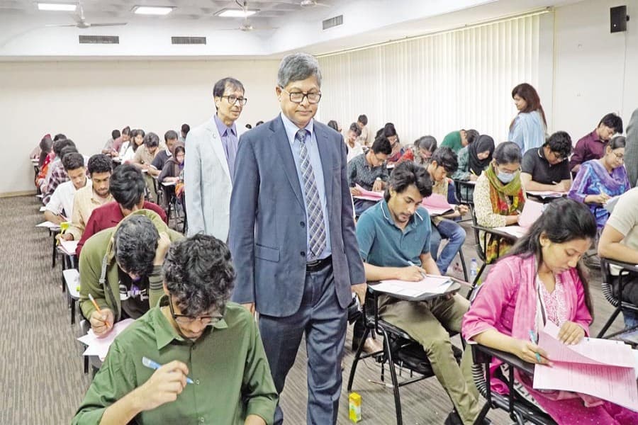 NSU puts more than 10,000 aspirants to the test