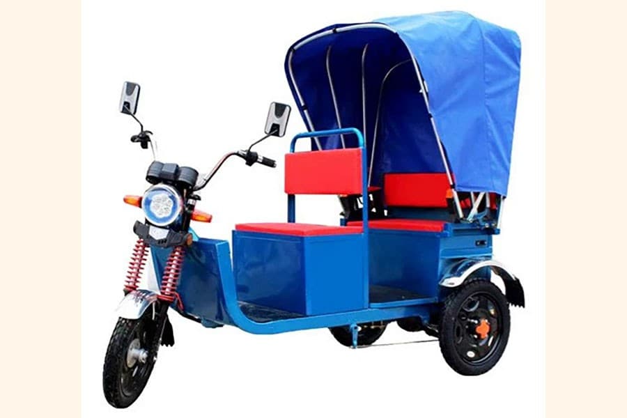Dhaka e-rickshaws at a crossroads: Balancing mobility, health and livelihoods