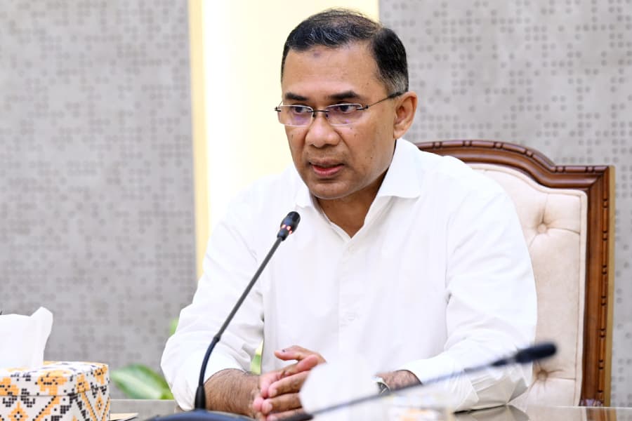 PM asks party men to assist law enforcers in maintaining peace, order