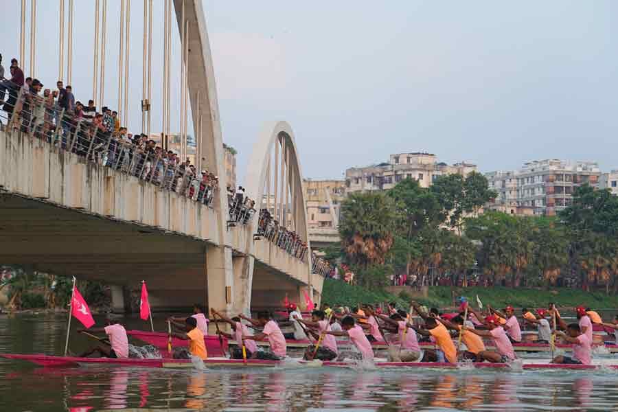 bKash and RAJUK celebrate Baishakh at Hatirjheel