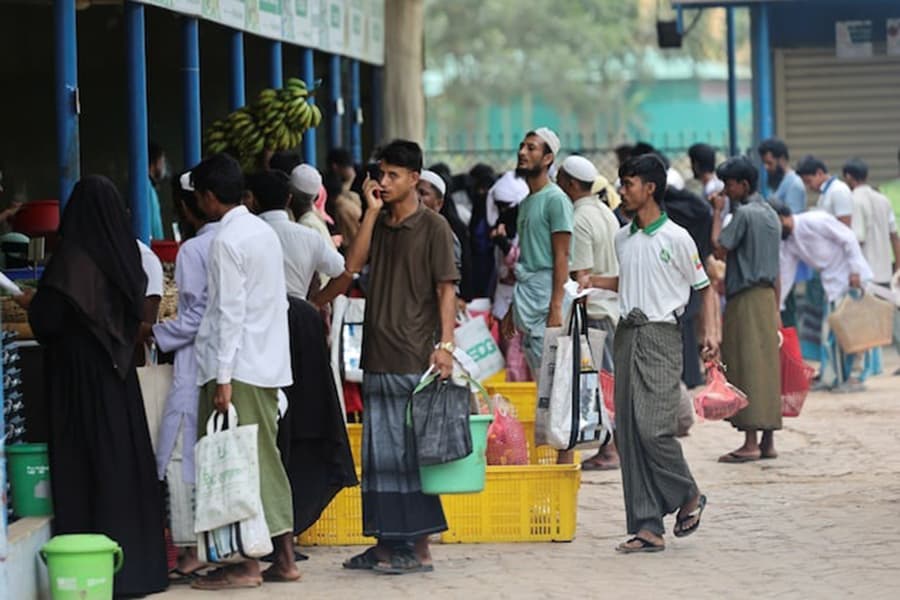 Nearly 8,000 people died or disappeared trying to migrate in 2025