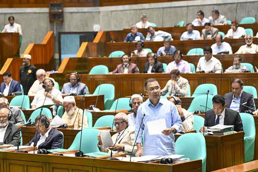 Processing deals with 10 countries to recover siphoned funds: PM