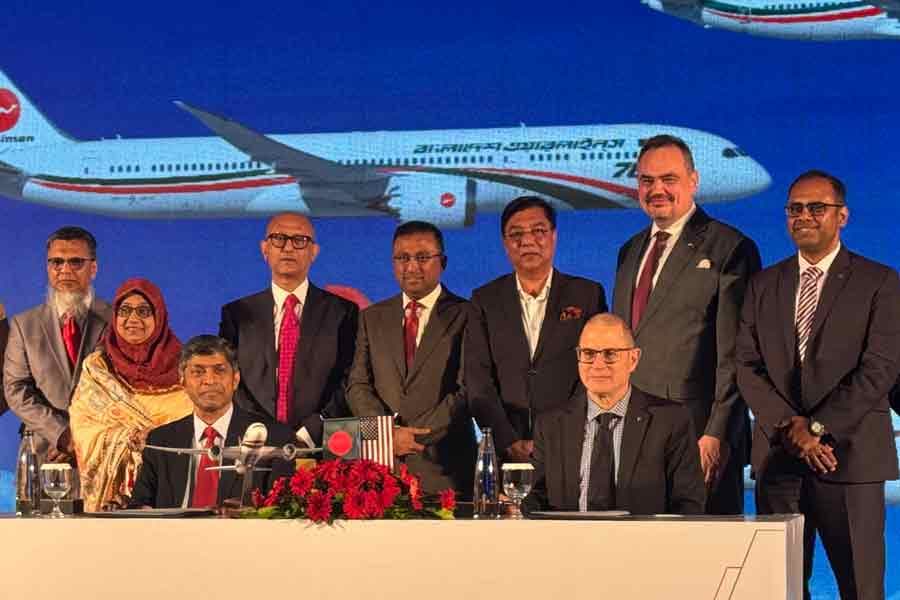 Biman signs $3.7 billion landmark deal with Boeing to purchase 14 aircraft