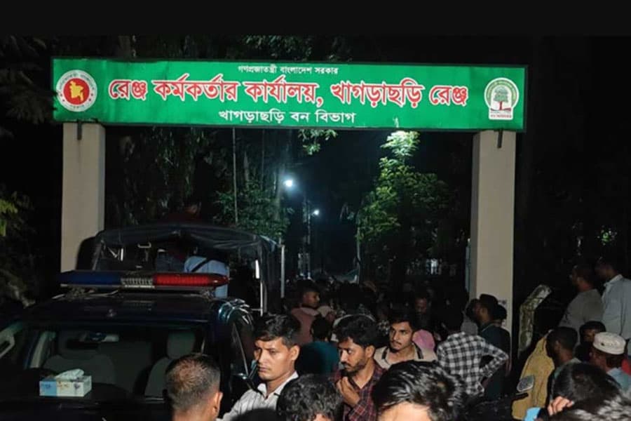 Transport worker found dead in Khagrachhari pond