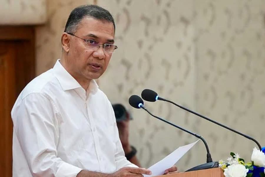 PM urges universities to prioritise research, innovation