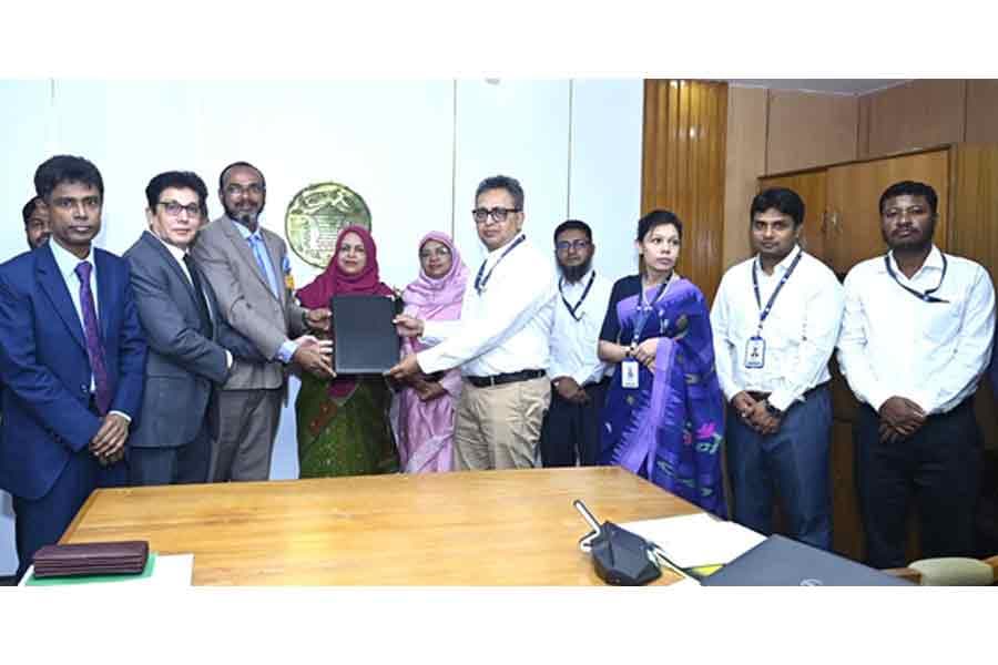 SBAC Bank signs deal to participate in Bangladesh Bank Refinance Fund
