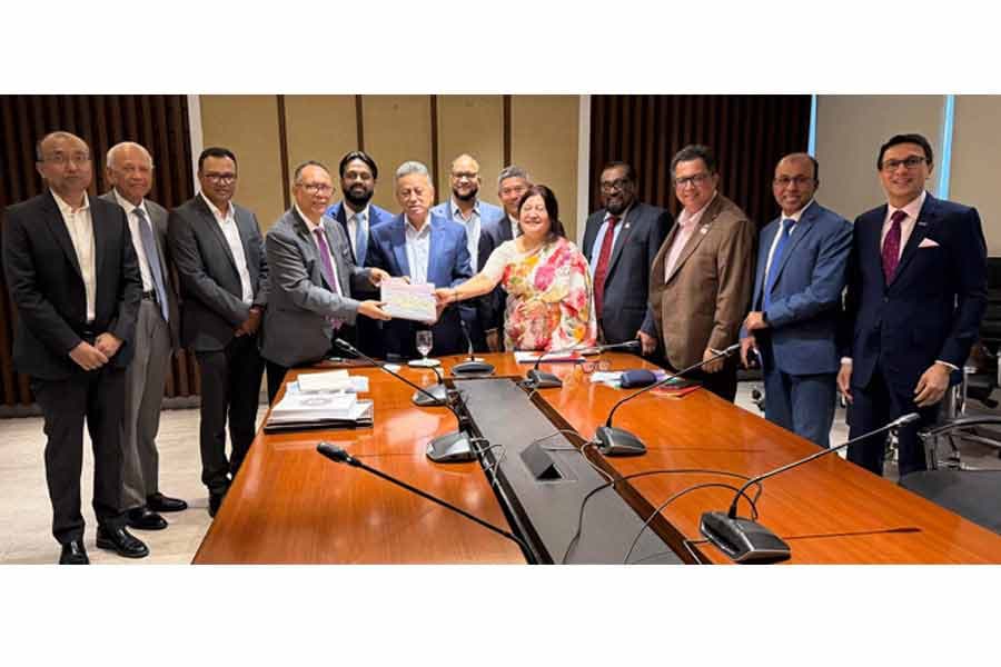 FICCI seeks business-friendly policy environment to boost investment