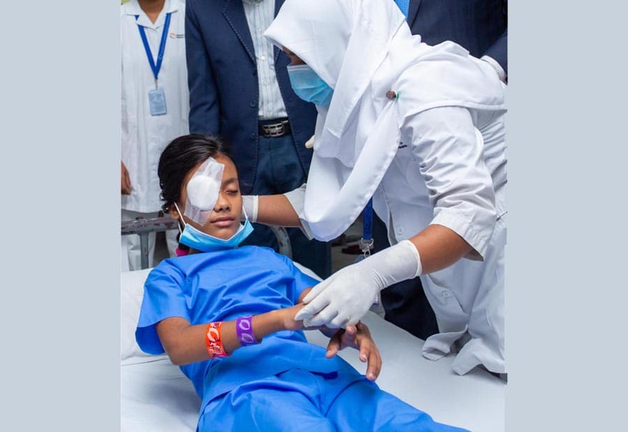 Standard Chartered and Islamia Eye Hospital come together to deliver gift of sight