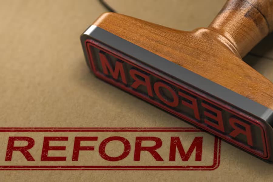 Economy awaits decisive reform push