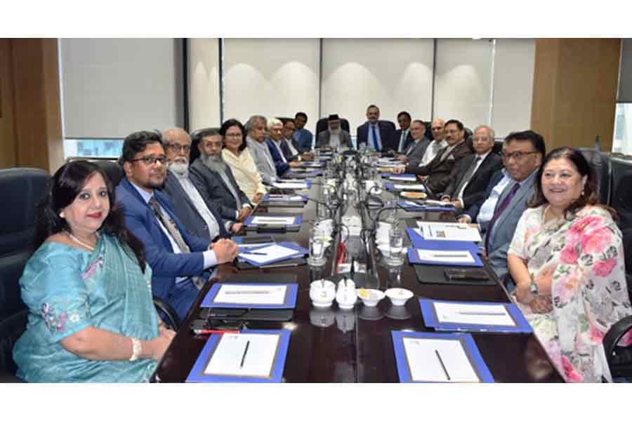 ICC Bangladesh, US envoy exchange views on strengthening bilateral trade and investment