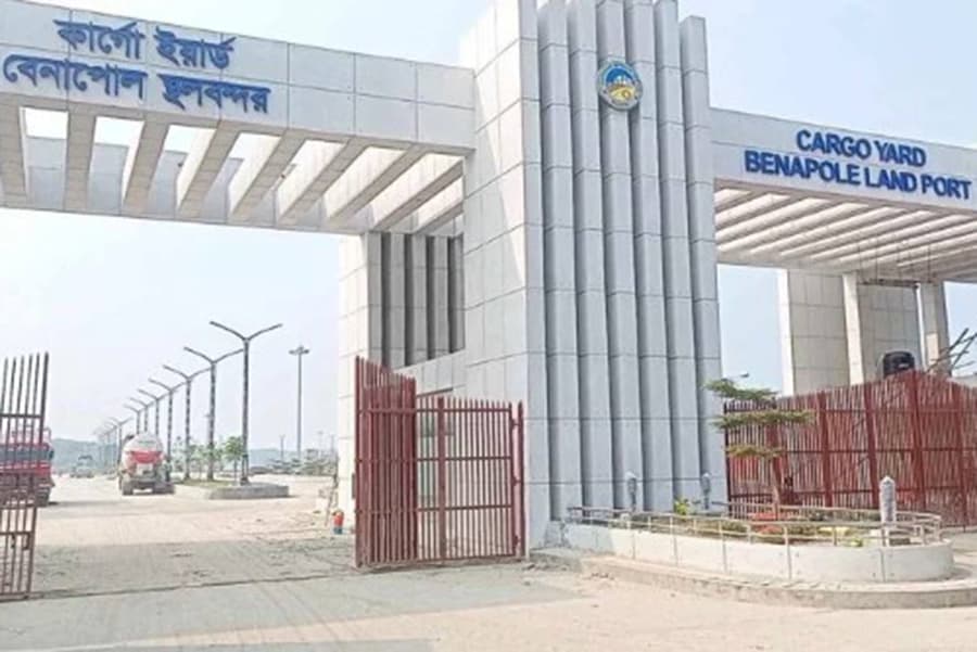 Benapole port workers suspend work abstention