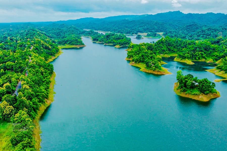 Rains inundate parts of Bandarban as Kaptai Lake swells up