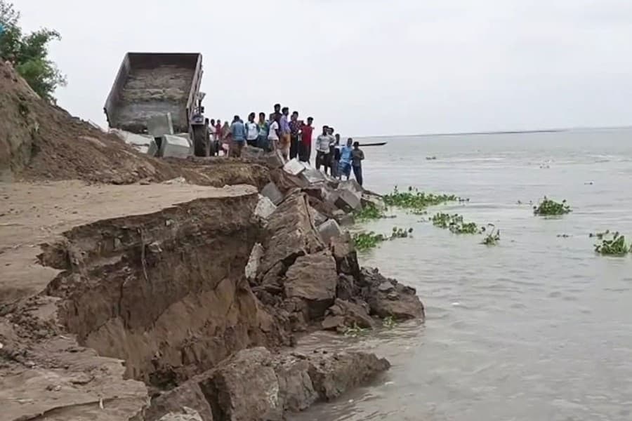 Families fear erosion as portion of dam collapses in Saghata