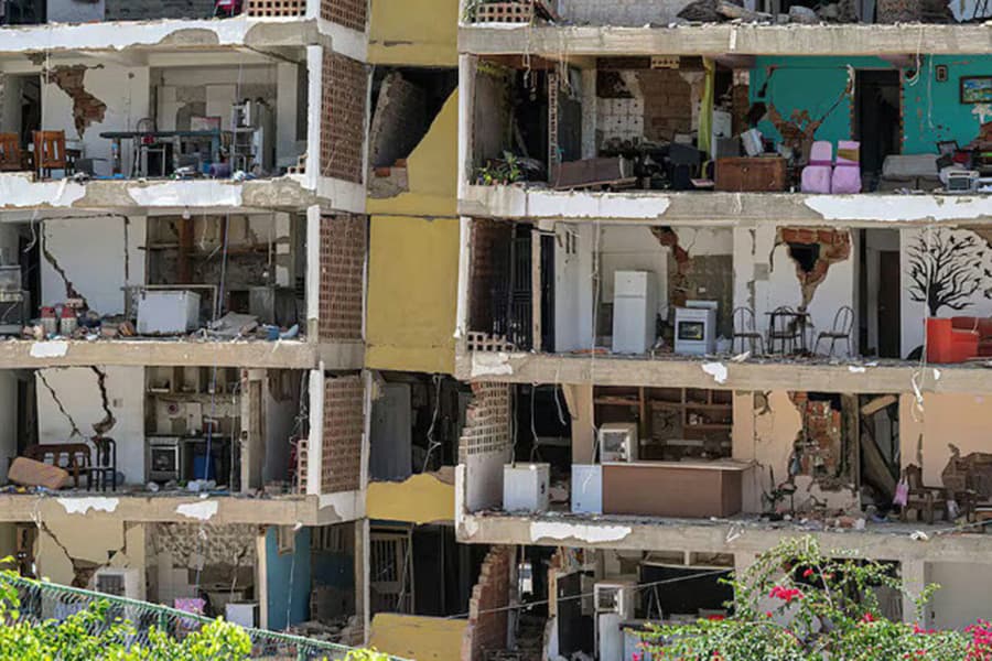Venezuela earthquakes: Death toll rises to 2,645