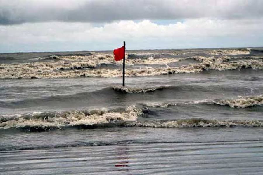 Maritime ports asked to hoist signal No 3