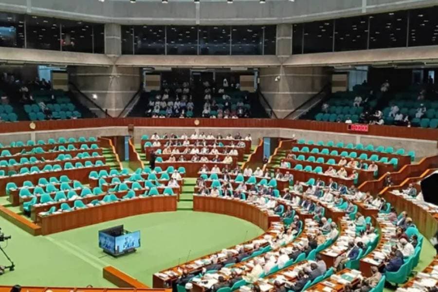 Speaker forced to draw Health Minister's attention to MP's query