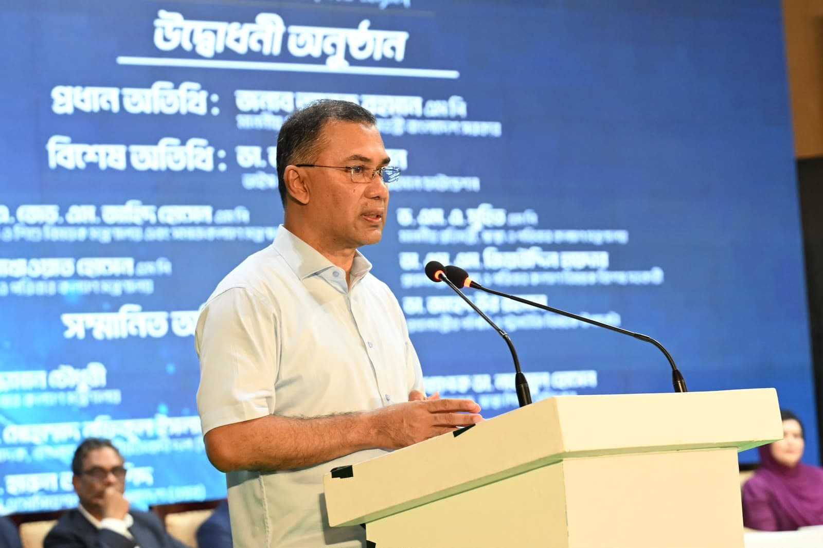 Win public trust to save $5.0b spent on overseas treatment: PM