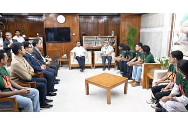 Govt prioritising nurturing young innovative talents: PM