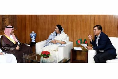 Saudi Ambassador pays courtesy call on Minister, State Minister for Civil Aviation