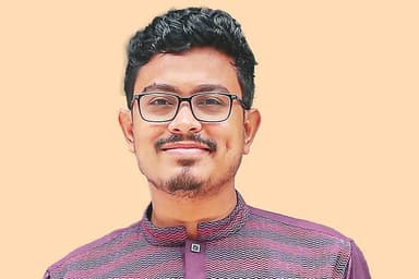 DUCSU VP Shadik Kayem leaves Islami Chhatra Shibir