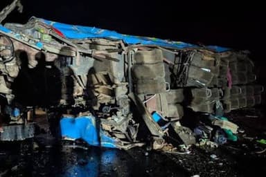 20 children killed in school bus crash in Uganda