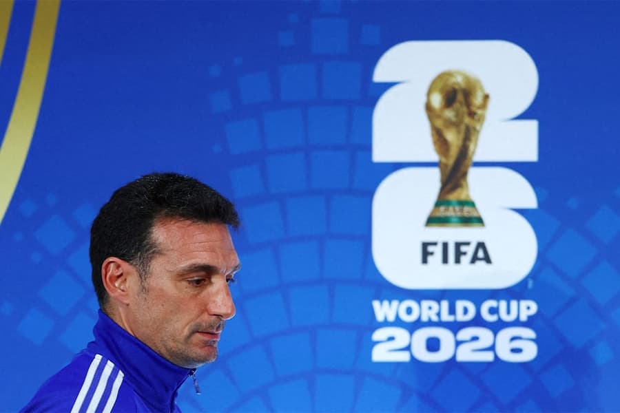 Scaloni faces former tutor De la Fuente in Argentina-Spain World Cup final