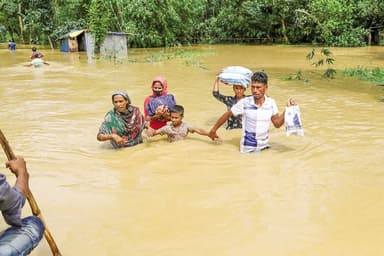 When extreme weather and political short-sightedness complement each other