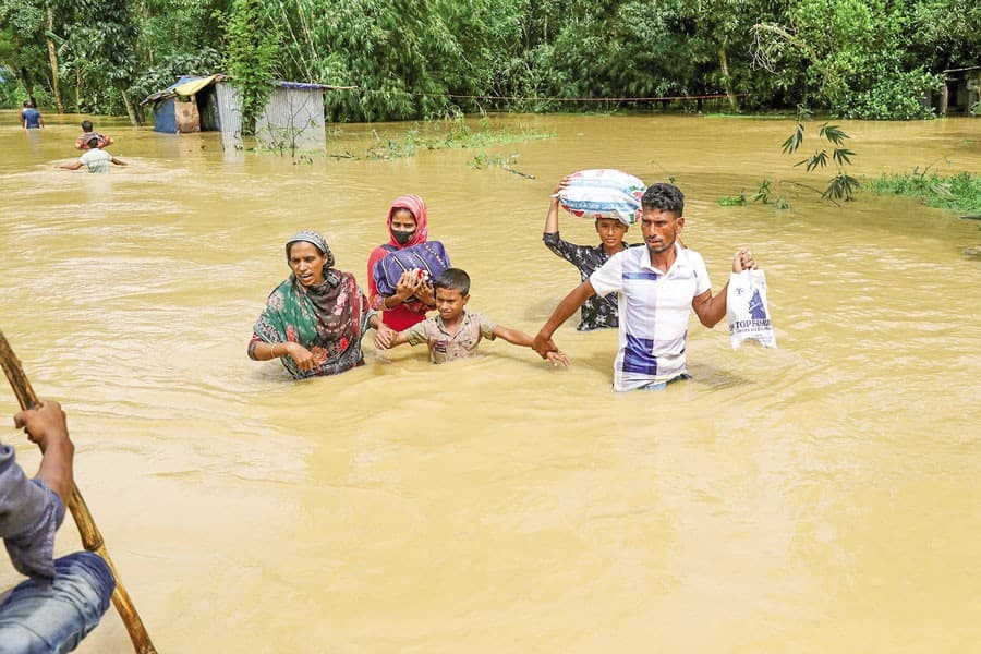When extreme weather and political short-sightedness complement each other