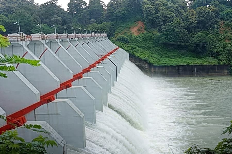 Kaptai Dam opens 16 gates as lake level rises