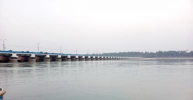 Teesta nears danger level; rising waters spark flood fears in Lalmonirhatq