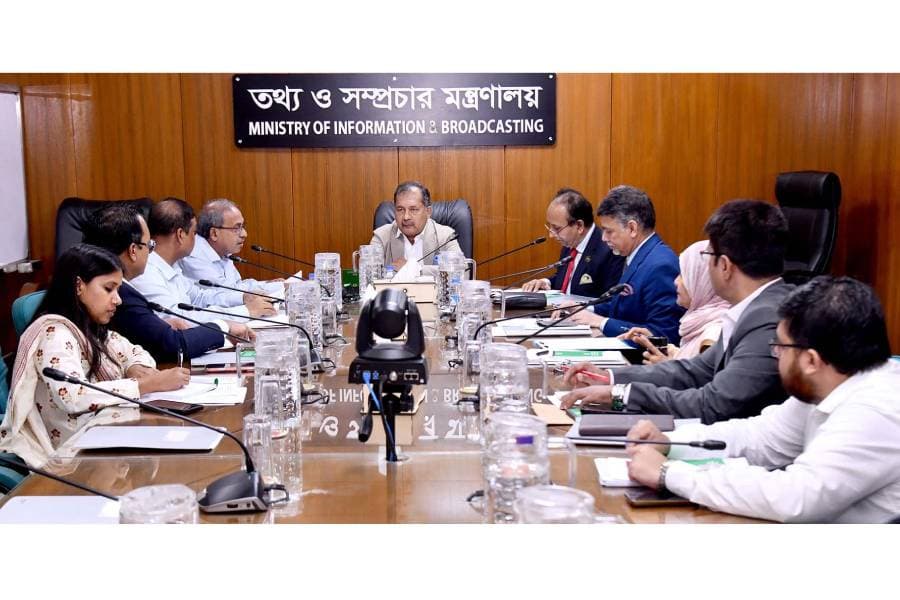 Swapon for proper authority to define journalists