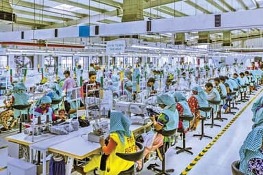 Bangladesh must reinvent RMG or lose global edge: Ex-BGMEA president