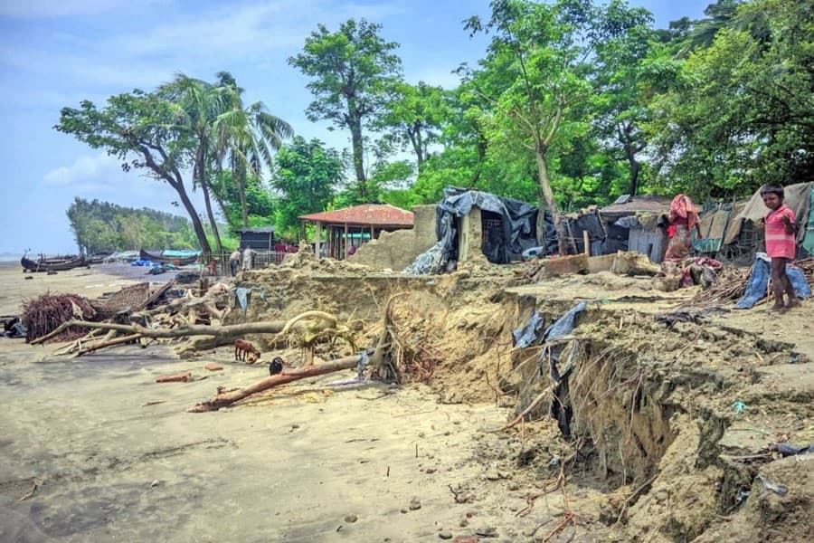 COX'S BAZAR DISTRICT: Breached embankments leave Kutubdia residents in hardship