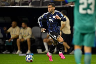 Otamendi retires from international football